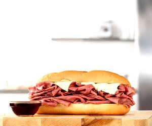 1 sandwich (441 g) Half Pound French Dip & Swiss