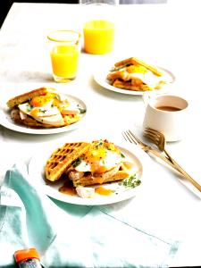 1 sandwich (4.5 oz) Wafflewich - Egg & Maple Cheddar