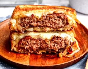 1 sandwich (542 g) Patty Melt Sandwich