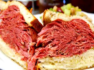 1 sandwich (6 oz) Cafe Menu with Corned Beef Sandwich