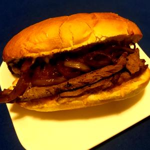 1 sandwich Black Angus Steak with Cheddar Cheese Sandwich (Small)