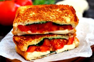 1 sandwich Caprese Grilled Flat