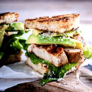 1 sandwich Chicken Caesar (Small)