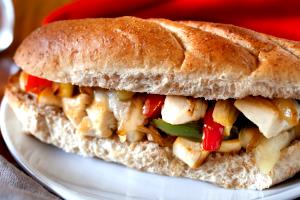 1 sandwich Chicken Philly