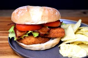 1 sandwich Crispy Chicken BLT