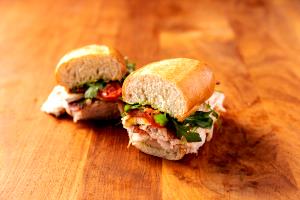 1 sandwich Fire-Roasted Turkey & Swiss