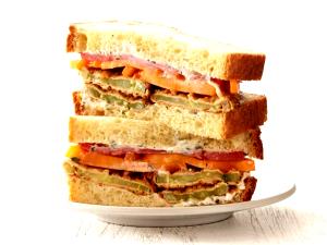 1 sandwich Fried Green Tomato & Turkey Club