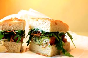 1 sandwich Hot Alby Sandwich