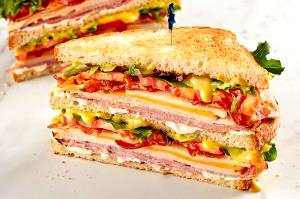 1 sandwich King Club
