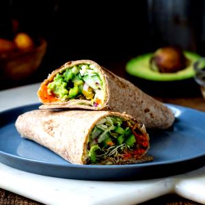 1 Sandwich Mediterranean / Whole Wheat Wrap