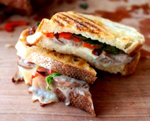 1 sandwich Sausage Panini
