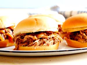 1 sandwich Southern BBQ Pulled Pork Sandwich