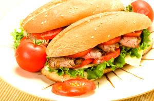 1 Sandwich Steak Submarine Sandwich with Lettuce and Tomato