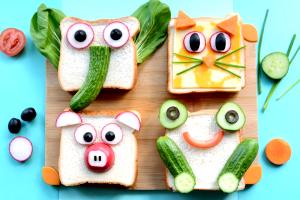 1 sandwich The Animal