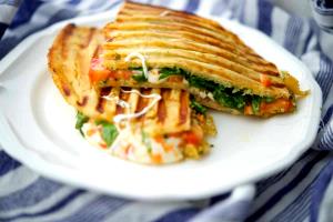 1 sandwich Tomato Mozzarella Flatbread Sandwich