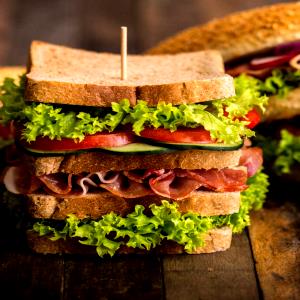1 Sandwich Turkey And Cheese Sandwich