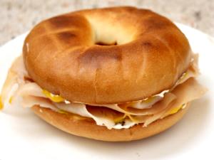 1 Sandwich Turkey / Plain Bagel