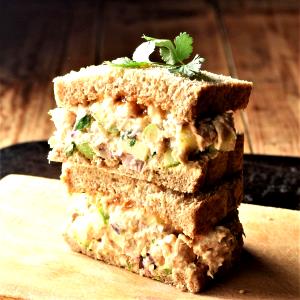 1 Sandwich Turkey Salad or Turkey Spread Sandwich
