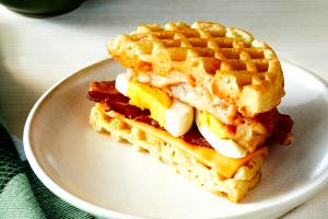 1 sandwich Waffle Breakfast Sandwich