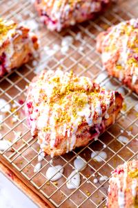 1 scone (112 g) Raspberry Scone