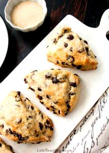 1 scone (198 g) Chocolate Chip Scone