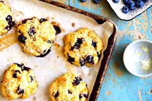 1 scone (85 g) Blueberry Scone