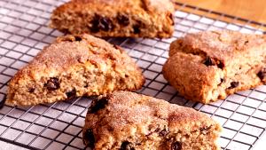 1 scone Oatmeal Raisin Scone