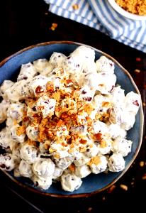 1 scoop (3.75 oz) Grape Salad