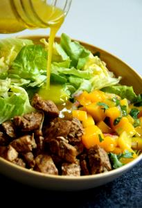 1 seeving (10.9 oz) Mango Chicken Salad