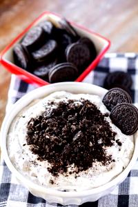 1 serving (1 oz) Crushed Oreos