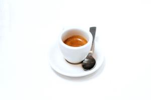 1 serving (1 oz) Espresso (Solo)
