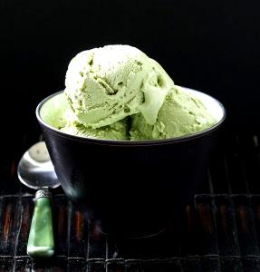 1 serving (1 oz) Matcha Green Tea Frozen Yogurt