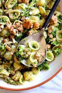 1 serving (1 oz) Orecchiette and Chicken Apple Sausage