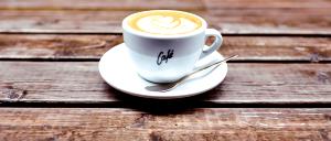 1 serving (10 oz) Coffee with Skim Milk & Sugar