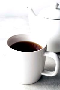1 serving (10 oz) English Breakfast Tea with Milk
