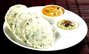 1 serving (100 g) Rava Idli