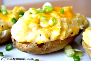 1 serving (10.1 oz) Cheese-Topped Potato Boats (1200)
