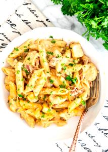 1 serving (10.1 oz) Chicken Penne & Peppers