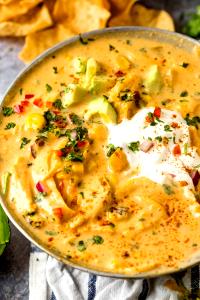 1 serving (10.58 oz) Cheesy Chicken Tortilla Soup