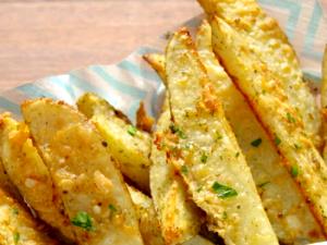 1 serving (108 g) Potato Wedges