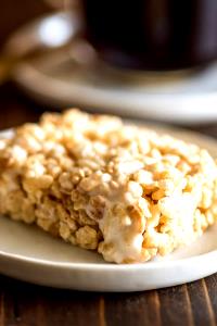 1 serving (111 g) Marshmallow Crispy Treat