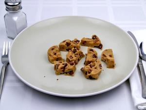1 serving (113 g) Chocolate Chip Cookie Dough