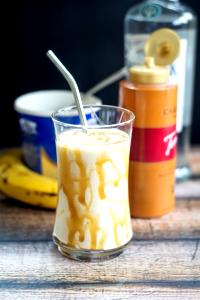 1 serving (12 oz) Banana Foster Smoothie