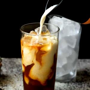 1 serving (12 oz) Caramel Macchiato with Almond Milk (Tall)