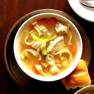 1 serving (12 oz) Old Fashioned Chicken Noodle Soup