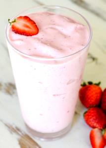1 serving (12 oz) Strawberry Banana Smoothie without Yogurt (Small)