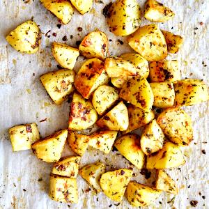 1 serving (128 g) Broasted Potatoes