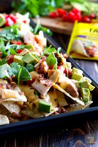 1 serving (12.9 oz) Grilled Chicken Nachos