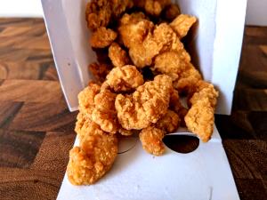1 serving (130 g) Classic Popcorn Chicken