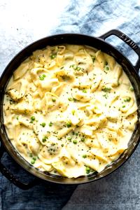 1 serving (14.5 oz) Tortellini Alfredo (Large)